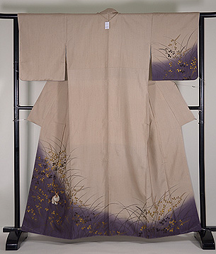 萩野にウサギ訪問着