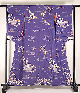 江戸紫縮緬地四季の花訪問着