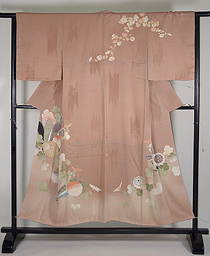 白茶色菊尽くしの訪問着