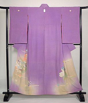 桜文様若紫色留袖