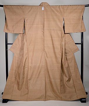 黄朽葉色紅花紬