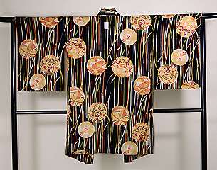 可憐手毬文様黒羽織