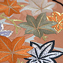 菊にモミジ丸紋名古屋帯 質感・風合