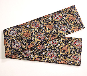 花唐草竜虎紋半幅帯