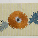 アザミの刺繍帯　前中心