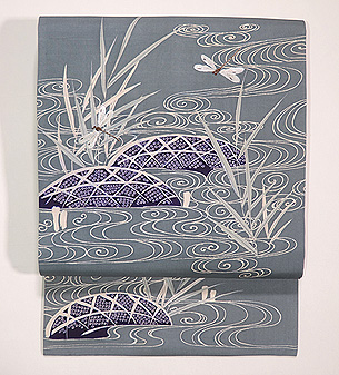 水辺にトンボの塩瀬名古屋帯