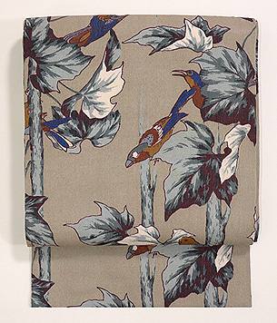 カエデの木に小鳥たちの縮緬名古屋帯