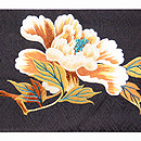 黒地牡丹の刺繍名古屋帯　前中心