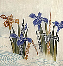流水に菖蒲と扇面に菊の絹縮単衣付下　質感・風合