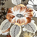 椿に菊、紅葉文様お散歩着