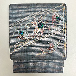 唐花の刺繍袋帯