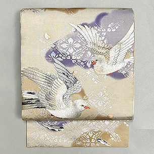 鳩の刺繍名古屋帯