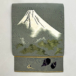 一富士二鷹三茄子文様の名古屋帯