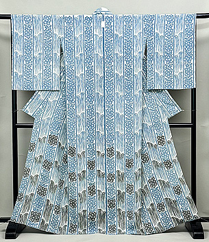 松原工房　縦縞に桜柳文様単衣付下