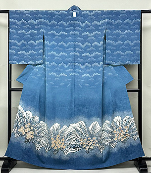 松原工房 松原福与作 雲形文に秋草文様袷付下