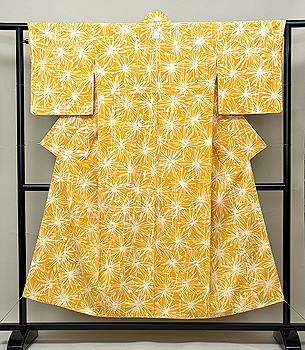 山吹色乱菊文の小紋袷