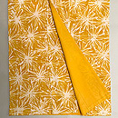 山吹色乱菊文の小紋袷