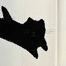 白地に黒猫の付下