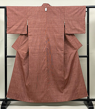 赤と白の縞の結城紬