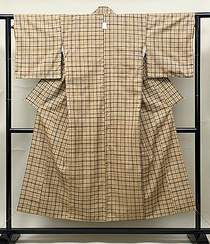 縞に格子文様の郡上紬