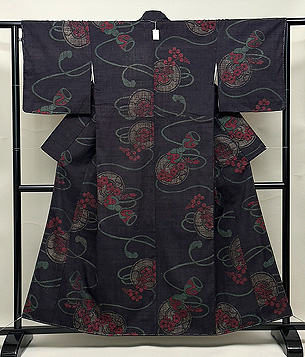 鼓文様の結城縮