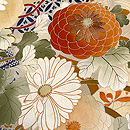 花車文様の色留袖