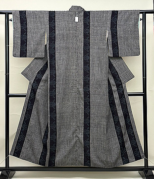 小花文様絣入り結城縮80亀甲