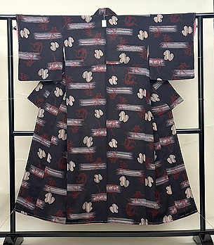 夕闇に萩の文様小紋