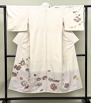 白地貝尽くし文様付下