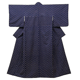 黄緑色の琉球柄の紬