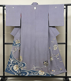 光琳水に双葉葵の五ツ紋訪問着