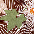 そほ色の菊と紅葉文様羽織