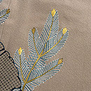 雪輪取りに松竹文様の訪問着 田畑喜八作