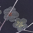 梅の古木文刺繍の絵羽織　質感・風合
