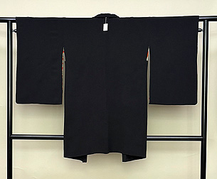 黒地鬼縮緬の羽織