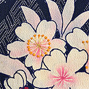 野草に桜文様の散歩着