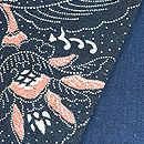 中形花唐草にドット文様の半幅帯　質感・風合