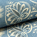 松原工房 大きな亀甲文に花々と葵文様名古屋帯 質感・風合