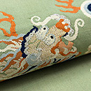 昇り龍文様綴れの名古屋帯　質感・風合