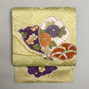 萌黄色絞り蝶々刺繍の名古屋帯