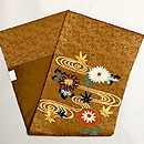 路考茶地に菊水刺繍の名古屋帯　帯裏