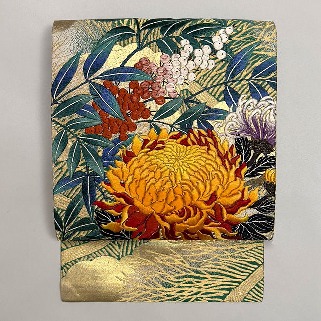 豪華な菊刺繍丸帯くずし名古屋帯 80,000円(税込)帯25-10-61