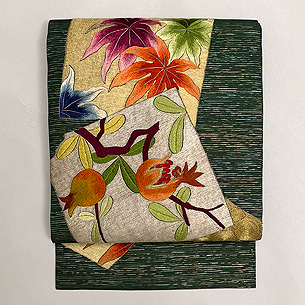 柘榴と八つ手刺繍色紙文様帯