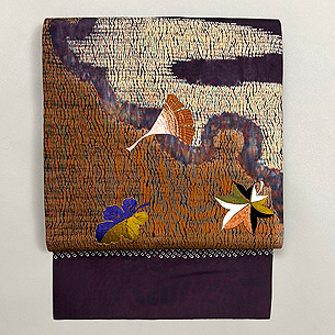 杢目絞りに秋の刺繍帯