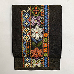フランス刺繍花文の名古屋帯