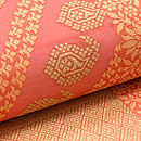 ピンク地サリーの名古屋帯　質感・風合