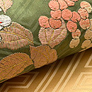 花紋刺繍の紗綾型地紋の名古屋帯 質感・風合