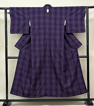 紫色グラデーションと黒の格子結城紬