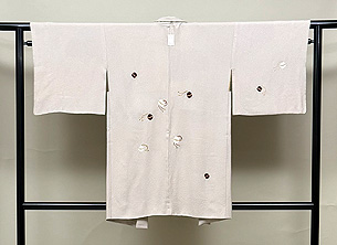 鈴文絞りと刺繍の長羽織