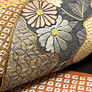 扇面に押し絵、刺繍文様の名古屋帯 質感・風合
